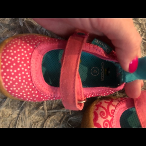 Pink Chooze shoes - Picture 2 of 3